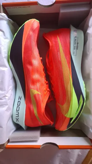 Nike Streakfly 2, Tallas 43 y 44.