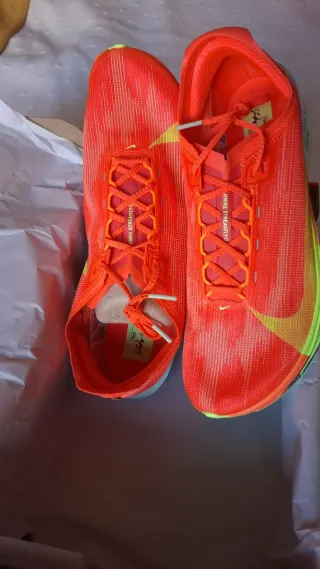 Nike Streakfly 2, Tallas 43 y 44.