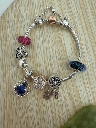 Pulsera Pandora con Charms