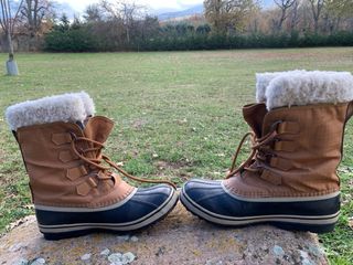 Botas Sorel Negras y Marrones