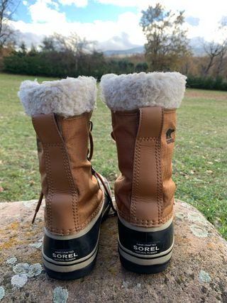 Botas Sorel Negras y Marrones