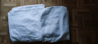 Cuna moisés de mimbre con ruedas