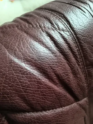 Sillón Masajeador Cuero Rojo