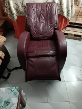 Sillón Masajeador Cuero Rojo