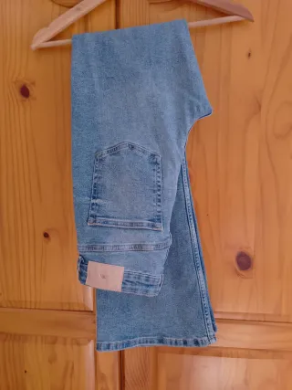 Pantalón vaquero Zara Talla 44