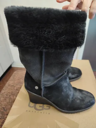 Stivali UGG Camoscio Nero Tg 40