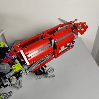 Lego Bionicle 8943 Axalara T9 2008