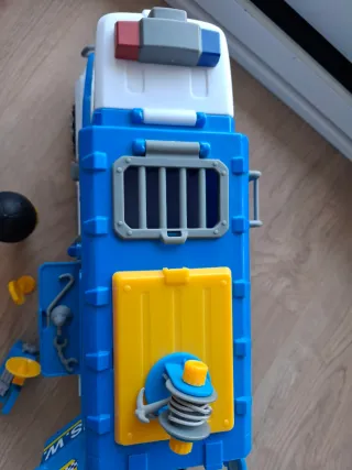 Camión Policía SWAT Pin y Pon