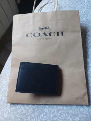 Tarjetero Coach New York Negra y Gris