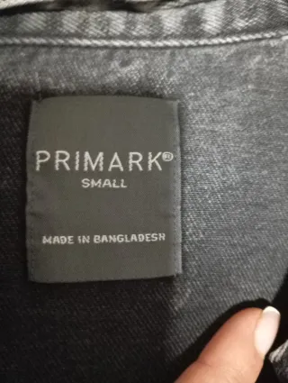 Chaqueta vaquera efecto lavado Primark Talla S