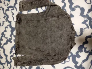 Chaqueta vaquera efecto lavado Primark Talla S