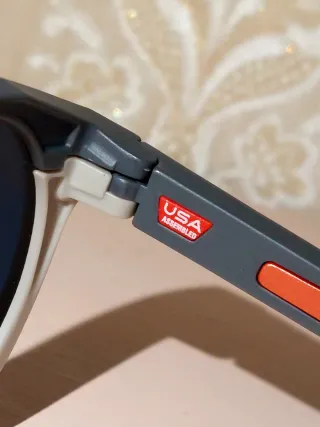 Occhiali da sole Oakley