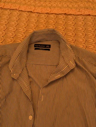 Camisa de vestir rayas grises y blancas