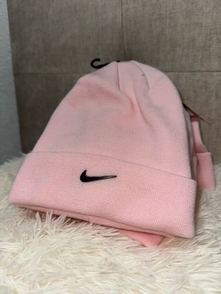 Gorros Nike Rosa Mujer