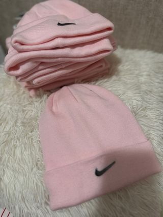 Gorros Nike Rosa Mujer