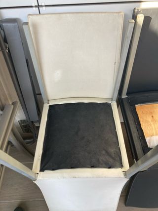 Mesa de cristal extensible con 4 sillas