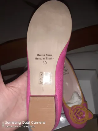 Manoletinas Solera rosas con detalle floral