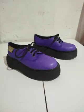 Zapatos Bimba y Lola Plataforma Morado