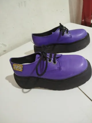 Zapatos Bimba y Lola Plataforma Morado