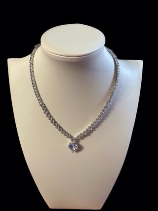 Collana con ciondolo a cuore scintillante