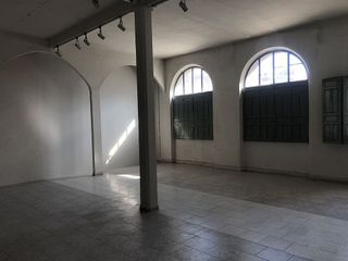 Local comercial en venta en Hellín