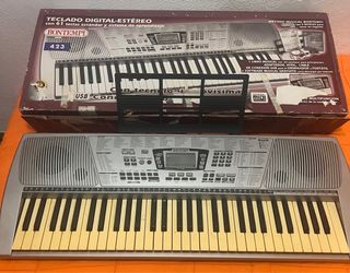 Teclado Digital 61 Teclas Estéreo. Bontempi.