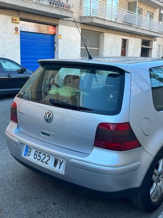 Volkswagen Golf 2000