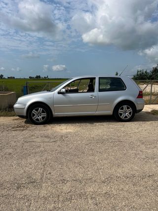 Volkswagen Golf 2000