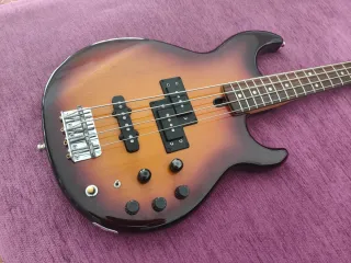 Bajo Yamaha BB 1100S 80s Vintage