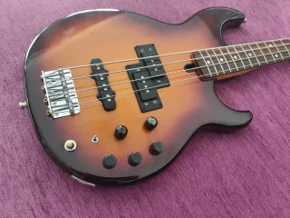 Bajo Yamaha BB 1100S 80s Vintage