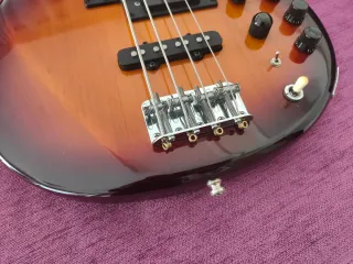 Bajo Yamaha BB 1100S 80s Vintage