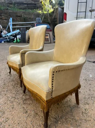 2 Poltrone Vintage Beige (prezzo negoziabile)