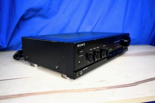 Amplificador Sony TA-F101R (1991)