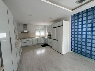 Chalet en alquiler en La Pineda en Castelldefels