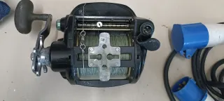 Carrete Eléctrico  Kaigen 1000