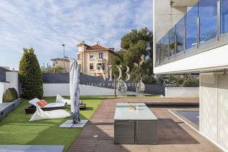 Casa adosada en alquiler en Vallvidrera - El Tibidabo i les Planes en Barcelona