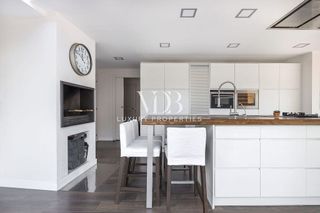 Casa adosada en alquiler en Vallvidrera - El Tibidabo i les Planes en Barcelona