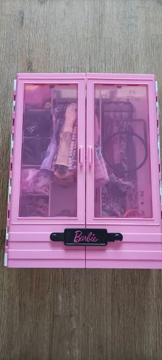 Pack Barbie: Casa, Coche y Armario