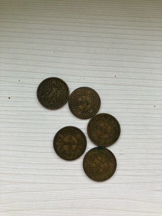 Lote Monedas: Céntimos y Pesetas Españolas