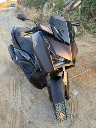 Yamaha Xmax 300 Tech Max