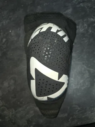 Rodilleras Leatt Enduro/DH (JR talla L)