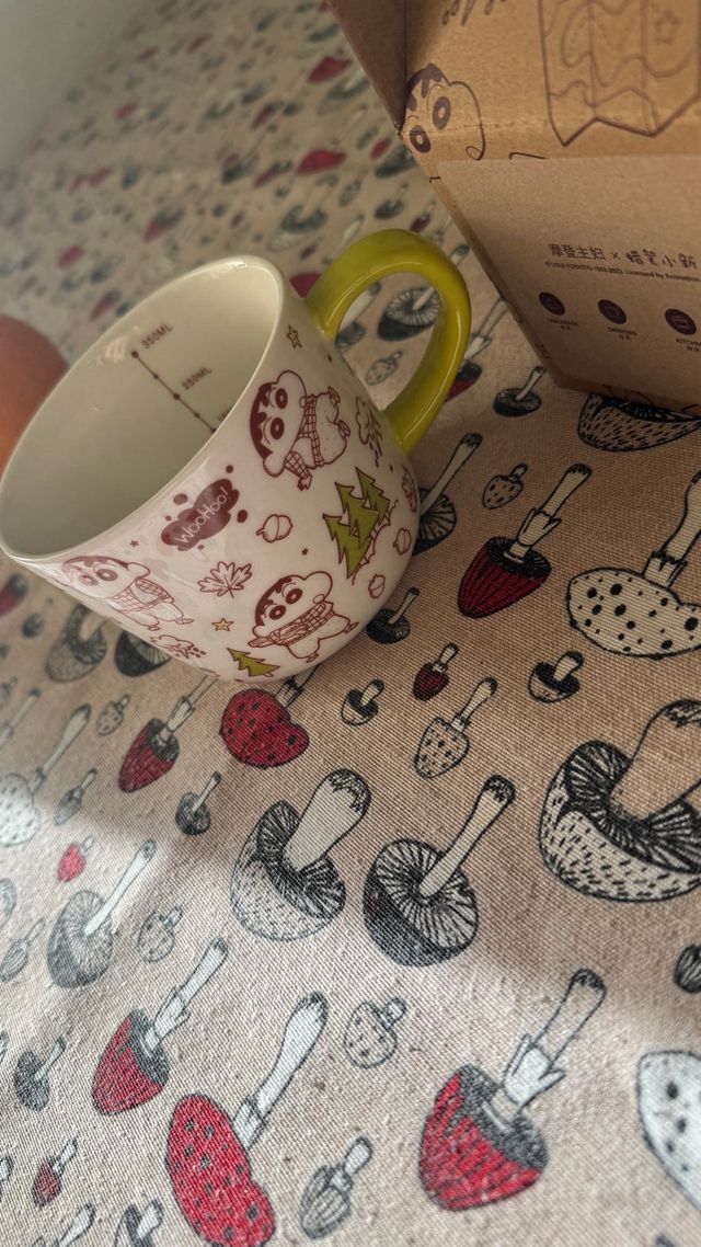 Taza Shinchan 350ml Colaboración Usui Yoshito