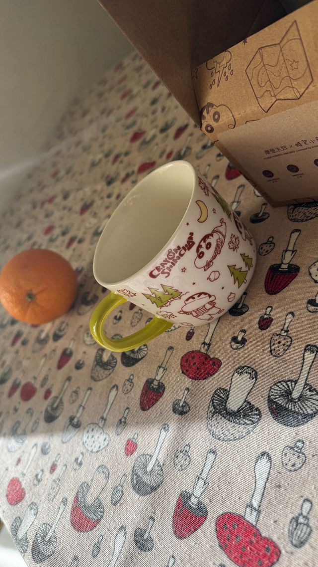 Taza Shinchan 350ml Colaboración Usui Yoshito