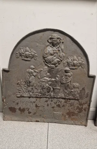 Chapa de chimenea antigua decorativa