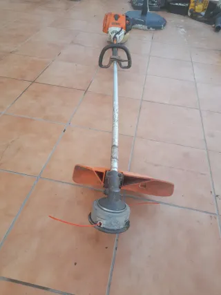 Desbrozadora Stihl FS 110 R