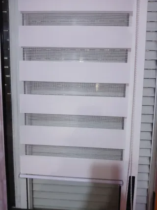 Lote 2 estores dobles,color blanco,de jysk.nuevos