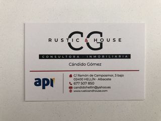 Chalet en venta en Hellín