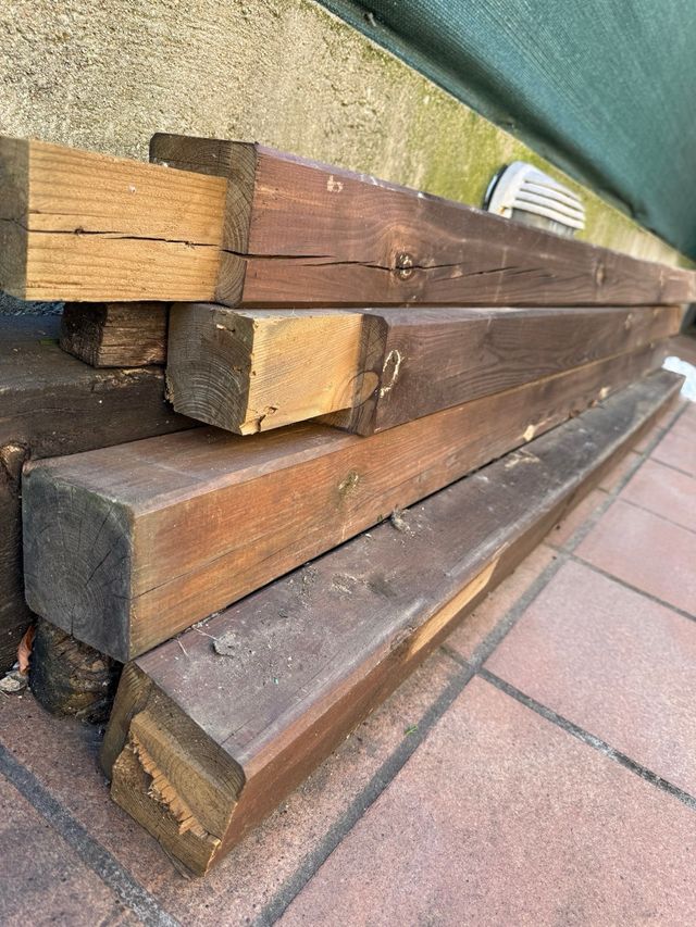 4 POSTES MADERA EXTERIOR