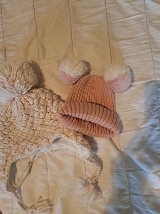 Gorro bebé 1-2 años pompón