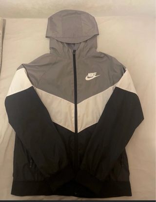 Chaqueta Cortavientos Nike Gris/Blanco/Negro